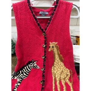 Vtg northern‎ isles red medium sweater vest with appliqued giraffe